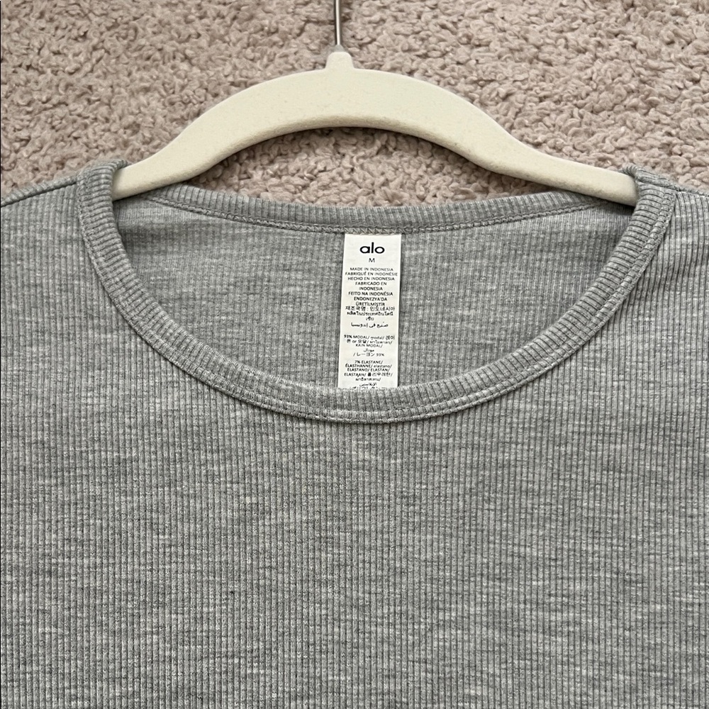 ALO long sleeve ribbed shirt